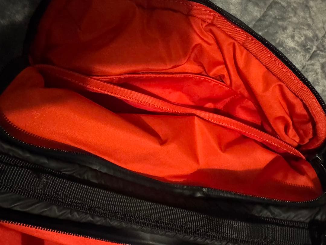 A.societyトポロジー ボトルサコッシュ ラージ パッファーストラップ