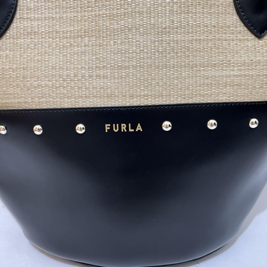 美品】FURLA かごバッグ ベージュ×ブラック 黒 スタッズ トート 本革