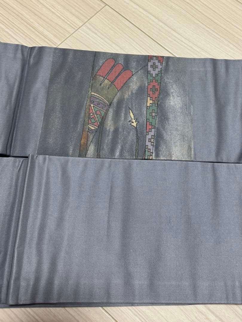 しつけ付き】紋付色無地 帯セット 紺色 灰色 正絹着物 - メルカリ