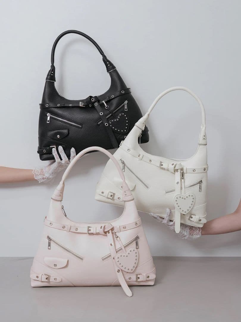 Darich ダーリッチ スタッズレザーベルトデザインマキシバッグ BLK