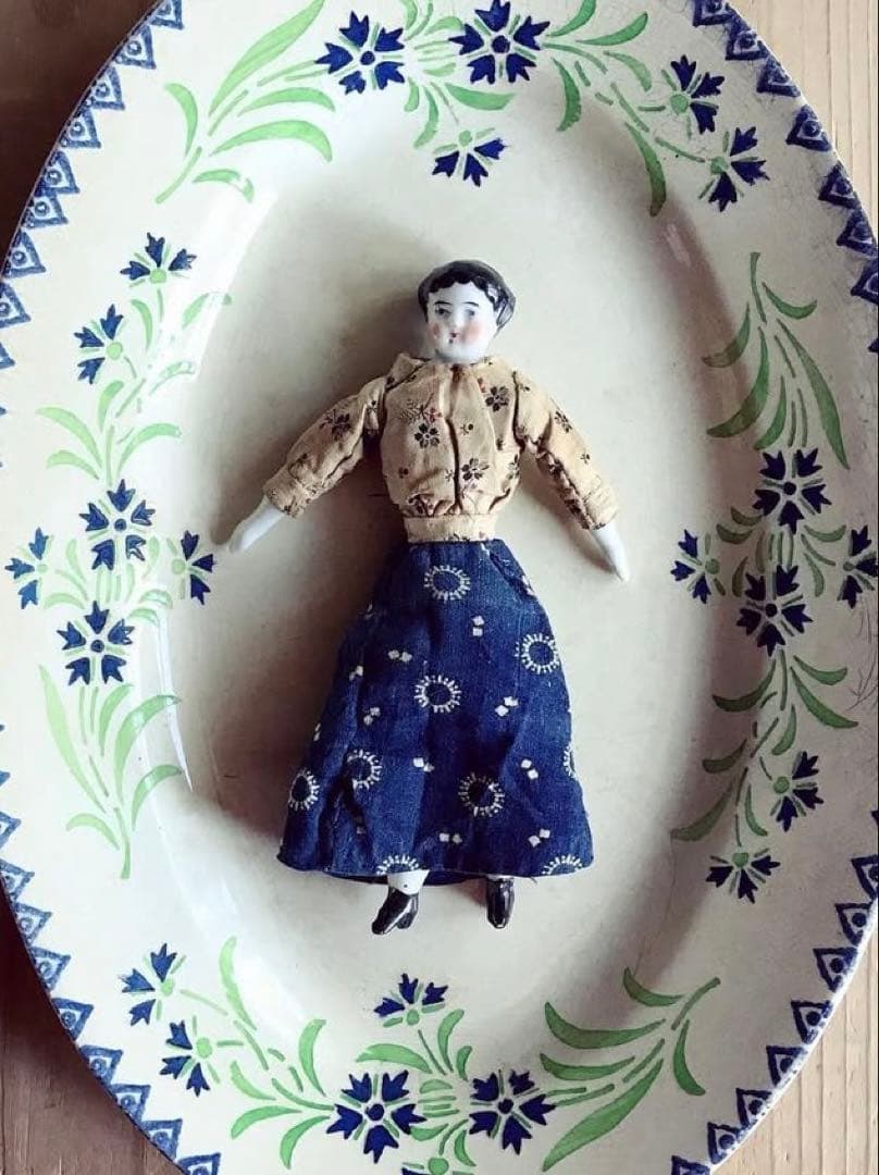 アンティーク　チャイナヘッドドール　16センチ　ドイツ ドイツ チャイナヘッドドール アンティーク - メルカリ