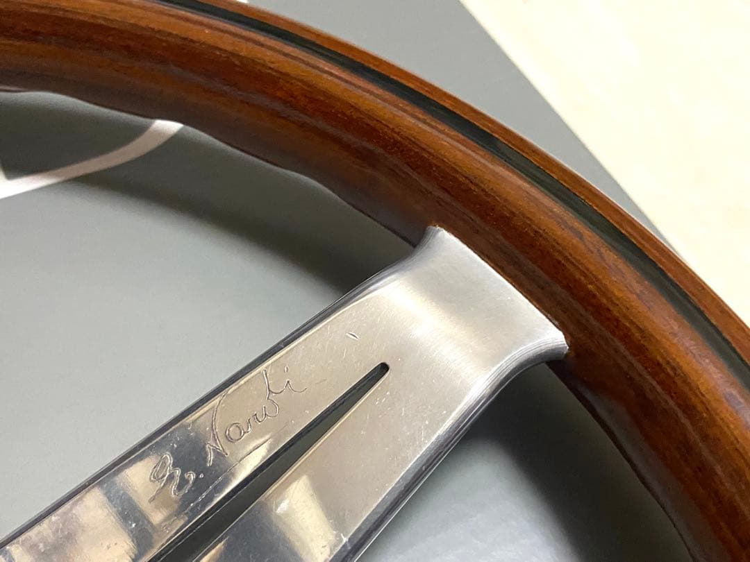 希少【NARDI Classic】32.5Φ ウッドステアリング　即決大歓迎