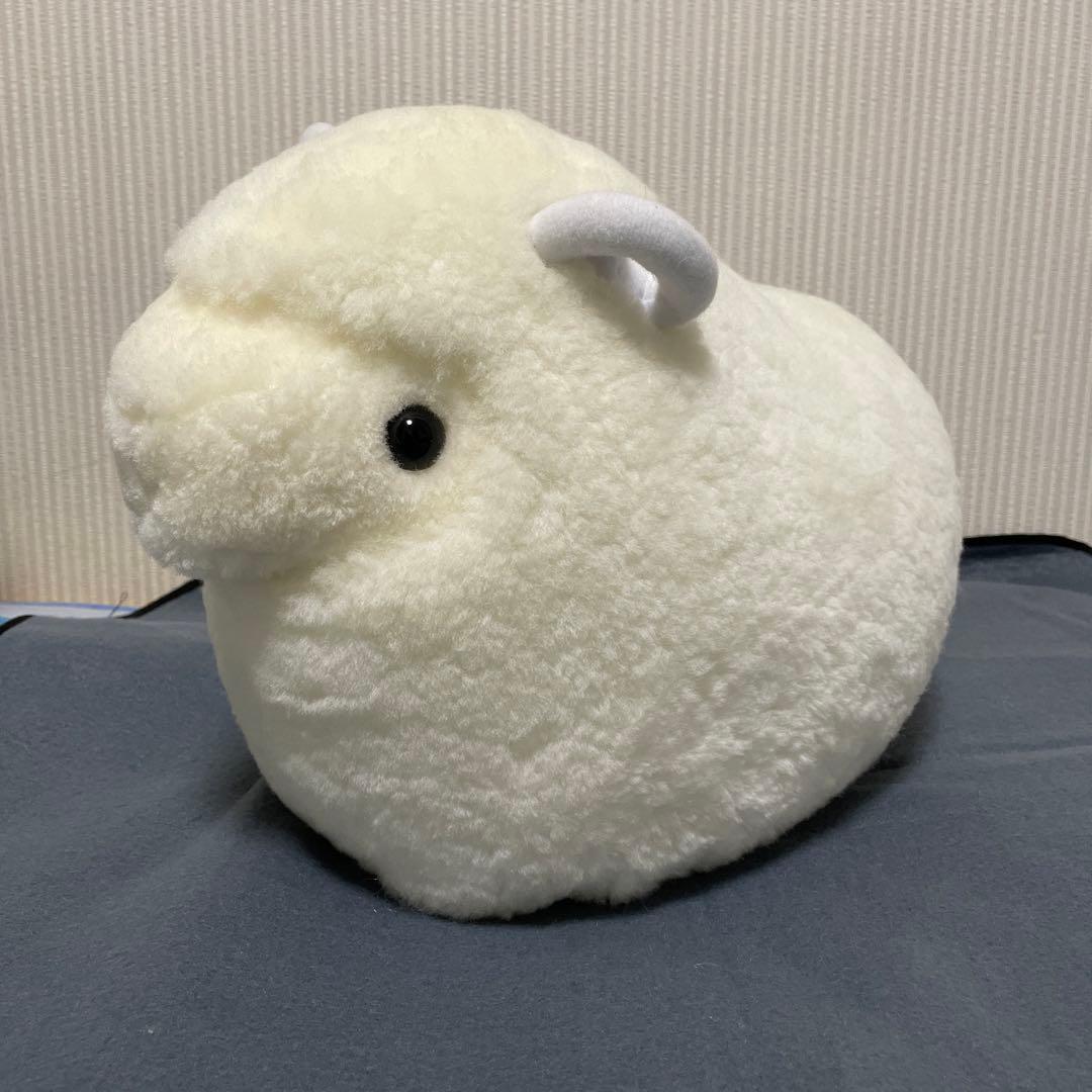 日本ムートン羊型抱き枕 - メルカリ