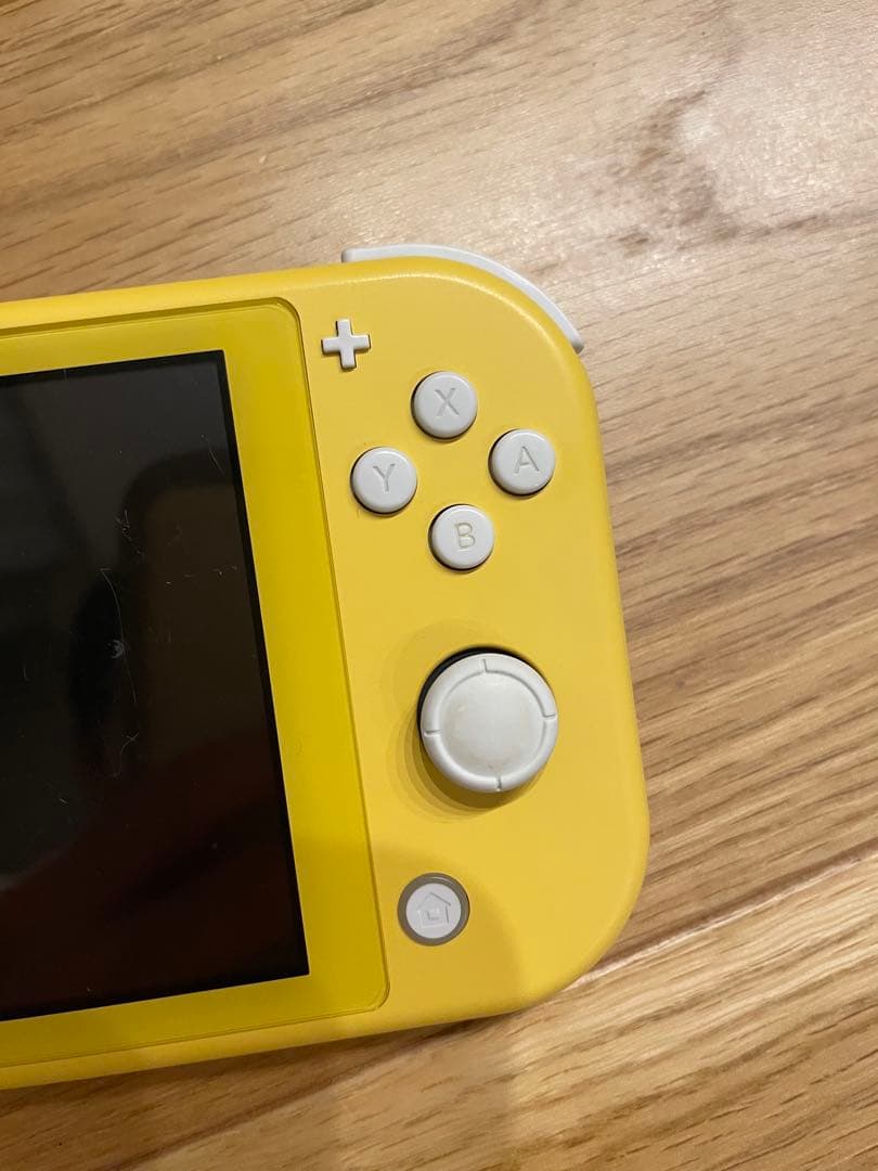 Nintendo Switch Lite イエロー 専用ケース付き Nintendo Switch Lite