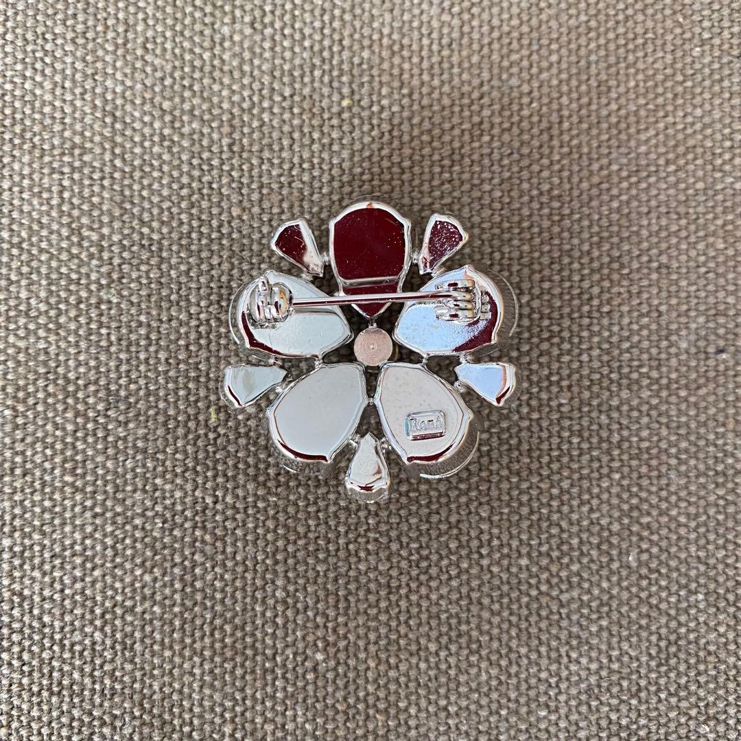Rene ルネ 花型 ブローチ レディースの通販はau PAY マーケット - 輸入