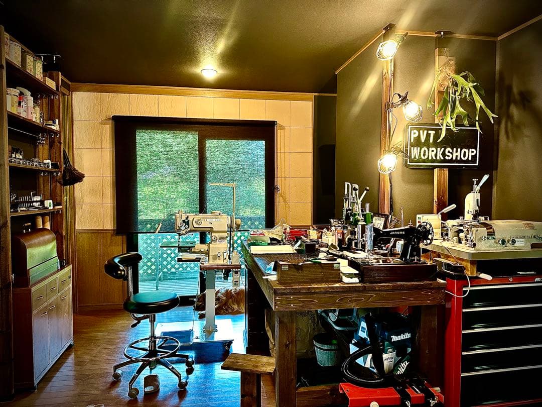 感謝祭SALE! Pvt.Workshop 極 本革 デッキ/ハーフプレマケース