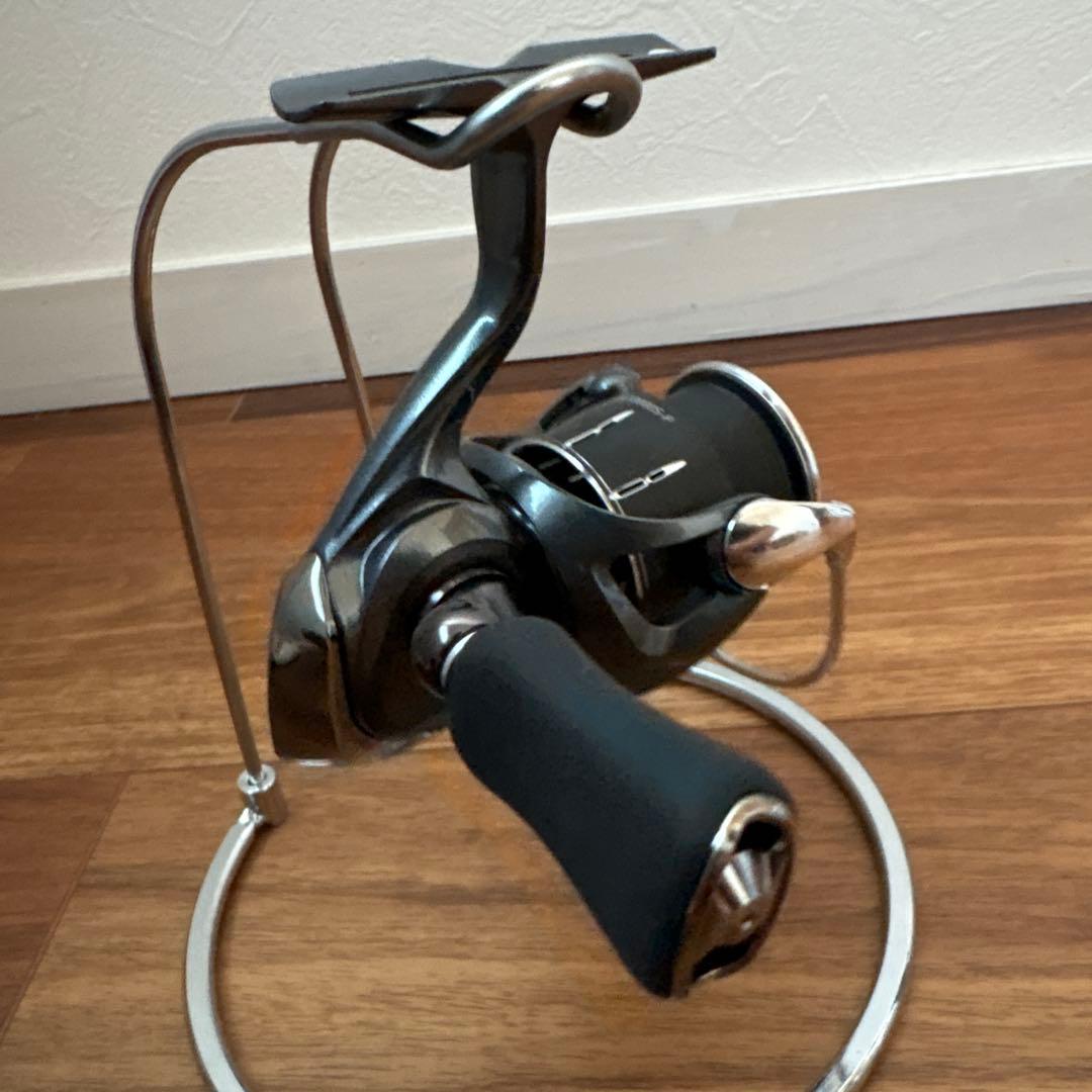 24ルビアス ST LT2000S-P リール アジング メバリング トラウト - メルカリ