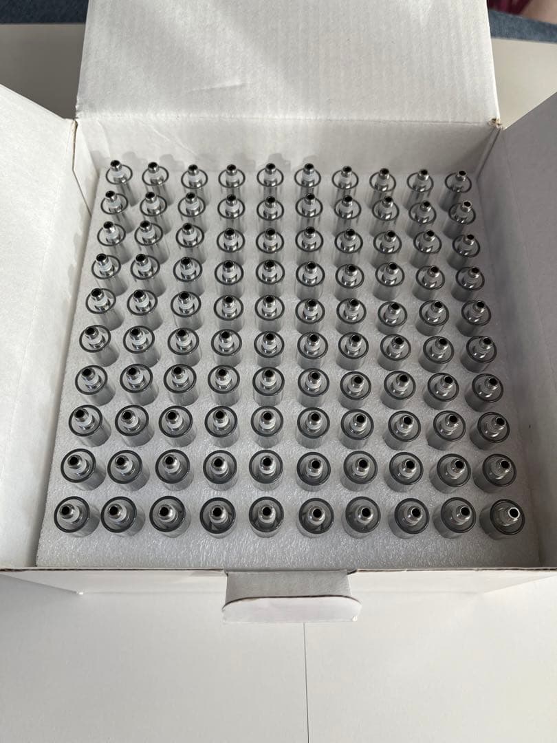 白   CBDアトマイザー   0.8ml×100本