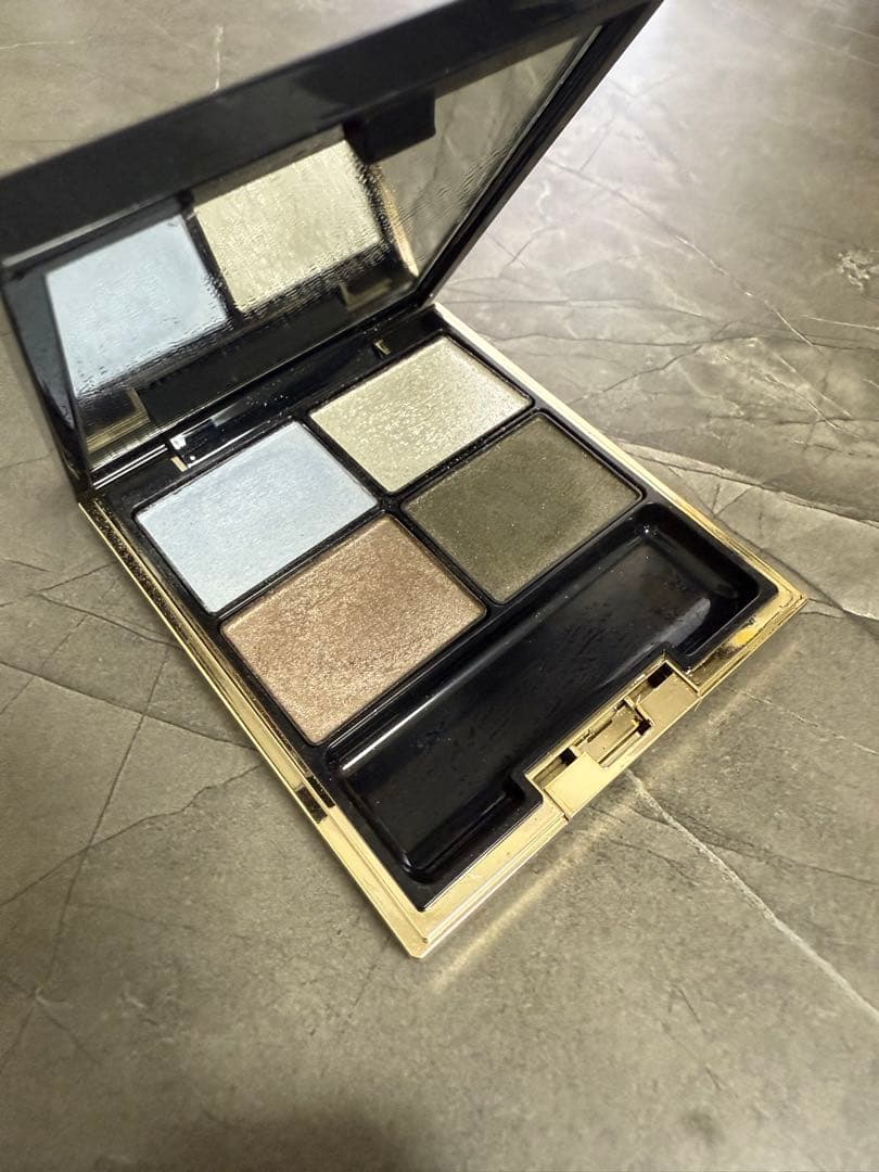 SUQQU デザイニングカラーアイズ 09涼月 SUQQU(スック) / デザイニング カラー アイズ 09 涼月 -RYOUGETSUの