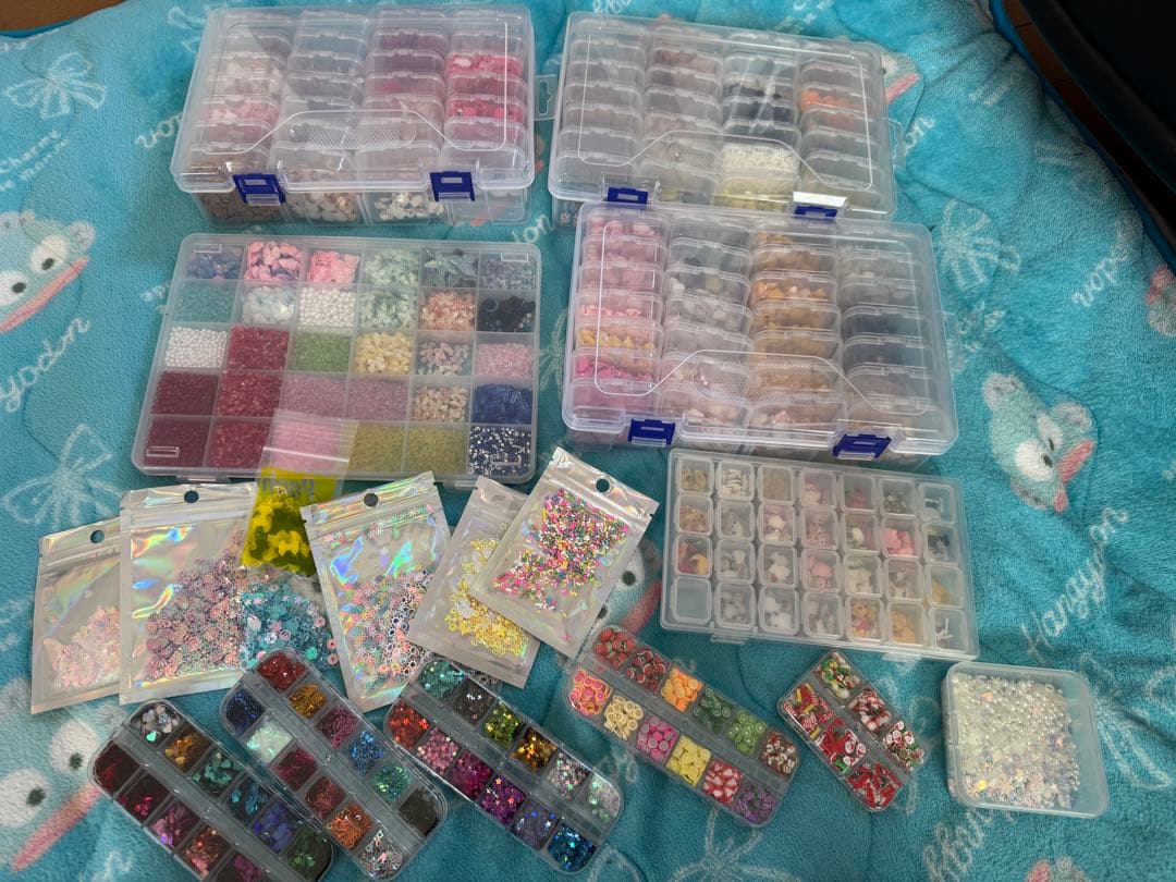 お得なネイルパーツおまとめ売り！！ 楽天市場】＼セール☆1,060円→999円／ネイルパーツ 12種類 BOXセット