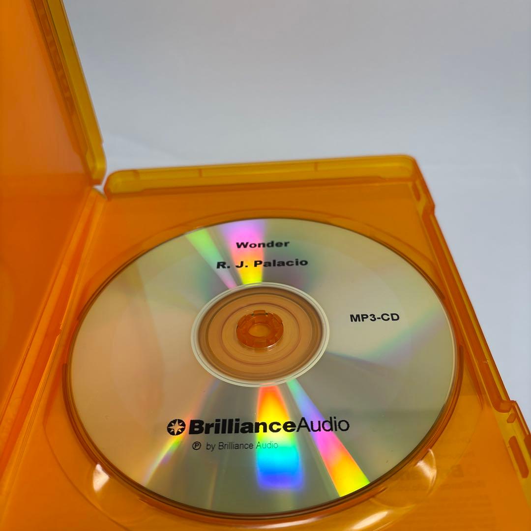 Wonder R.J. Palacio 英語版 mp-3オーディオブック付き