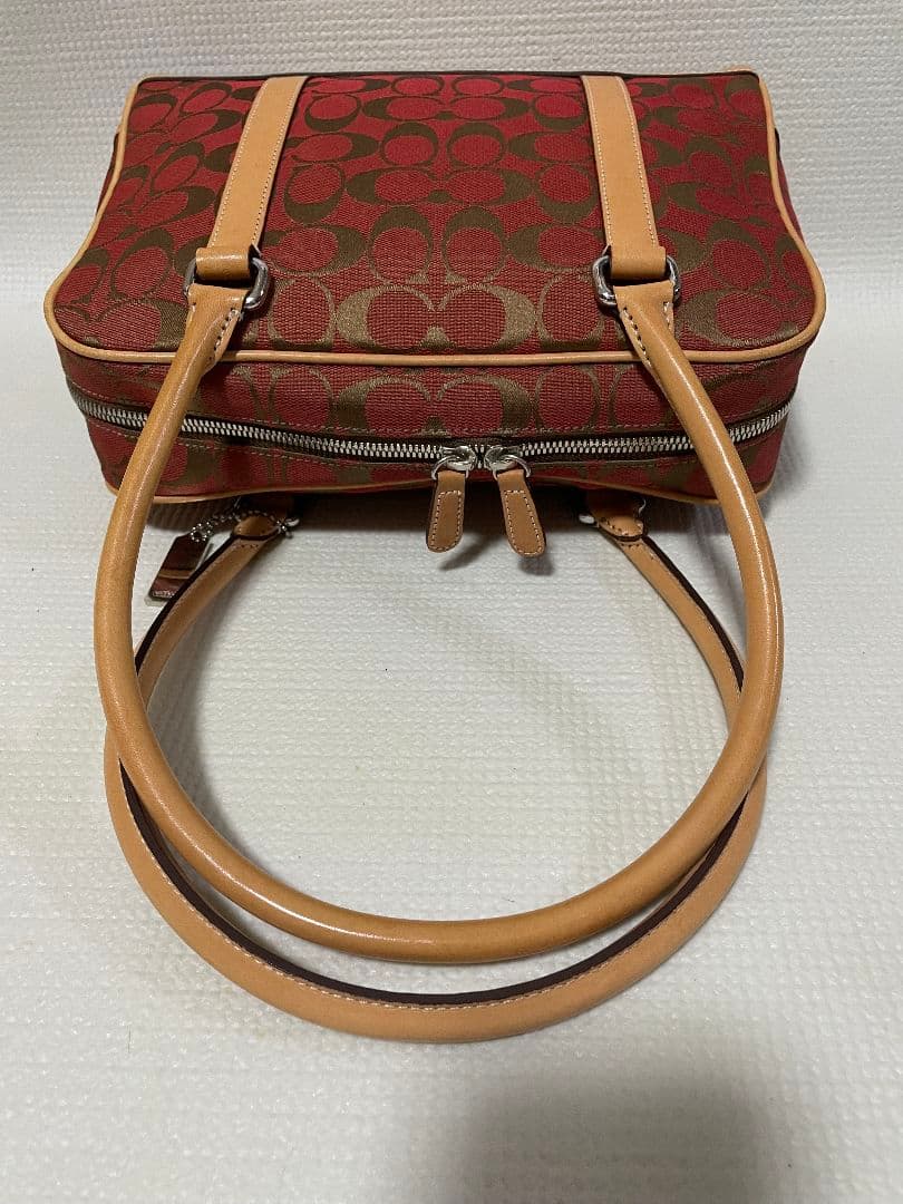 COACH フラワーパターン ハンドバッグ