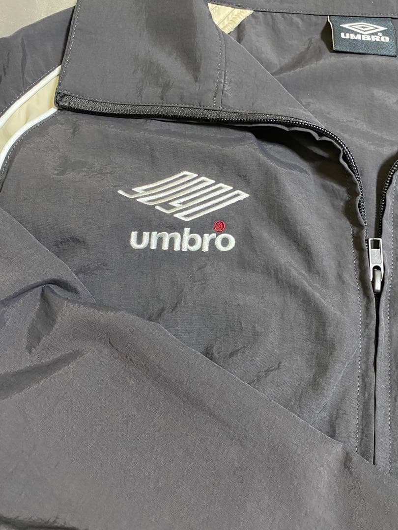 24h以内発送】9090 UMBRO ナイロントラック チャコールグレー XL
