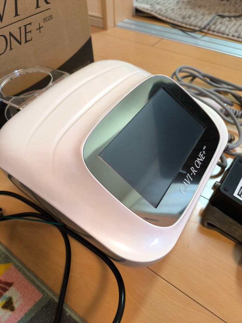 CAVI-R ONE+ 日本製 キャビテーションラジオ波LED同時出力エステ機器