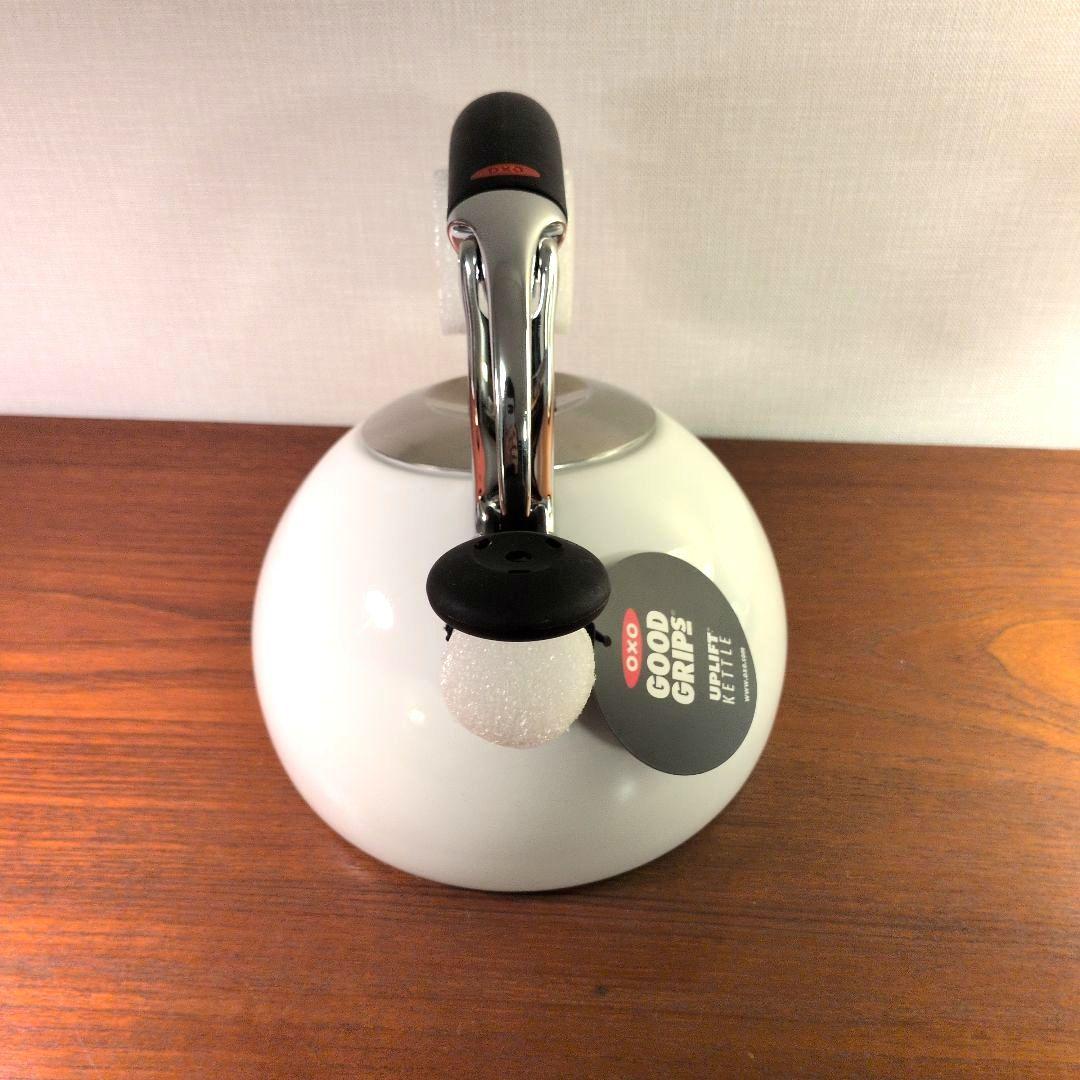 オクソー　OXO GOOD GRIPS 　 白ホーローケトル　やかん 1.7L