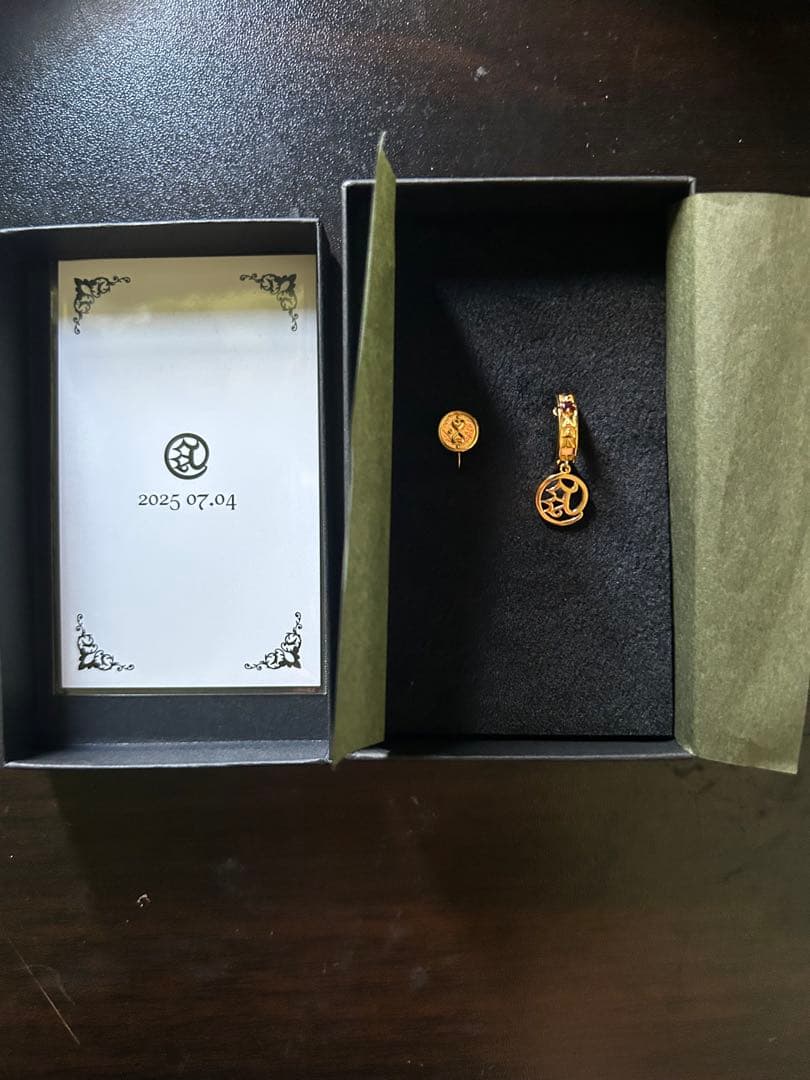 あっとくん イヤリング生誕グッズ 2025 