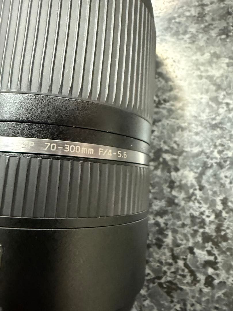 TAMRON SP 70-300mm F/4-5.6 望遠レンズ