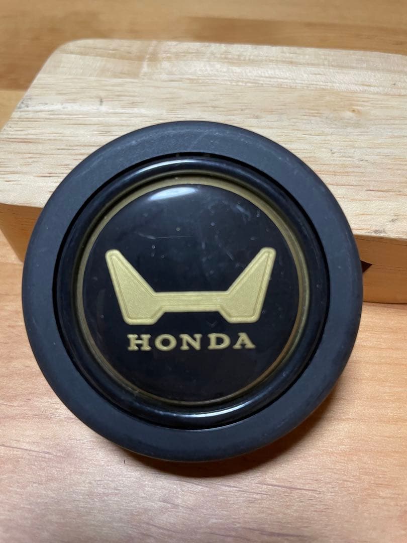 モモ HONDAステアリングホーンボタン - メルカリ