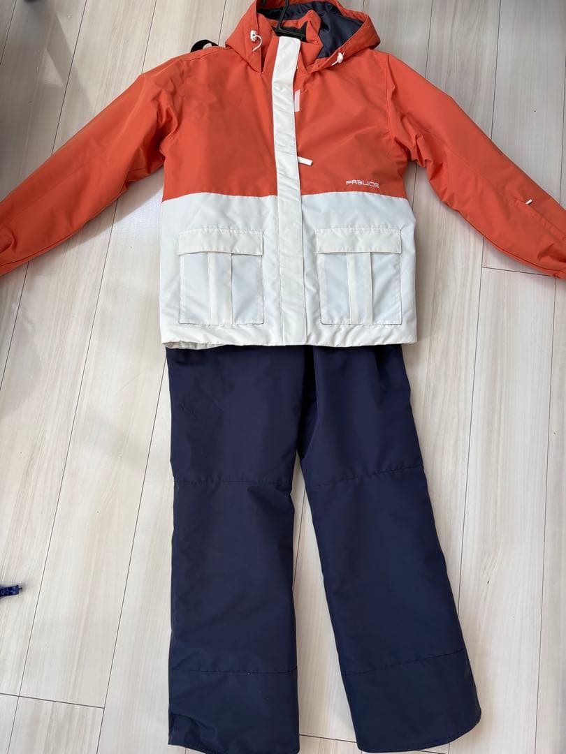 【美品】スキーウエア　レディース スキーウェア レディース 上下セット 上下セット レギュラーシルエット