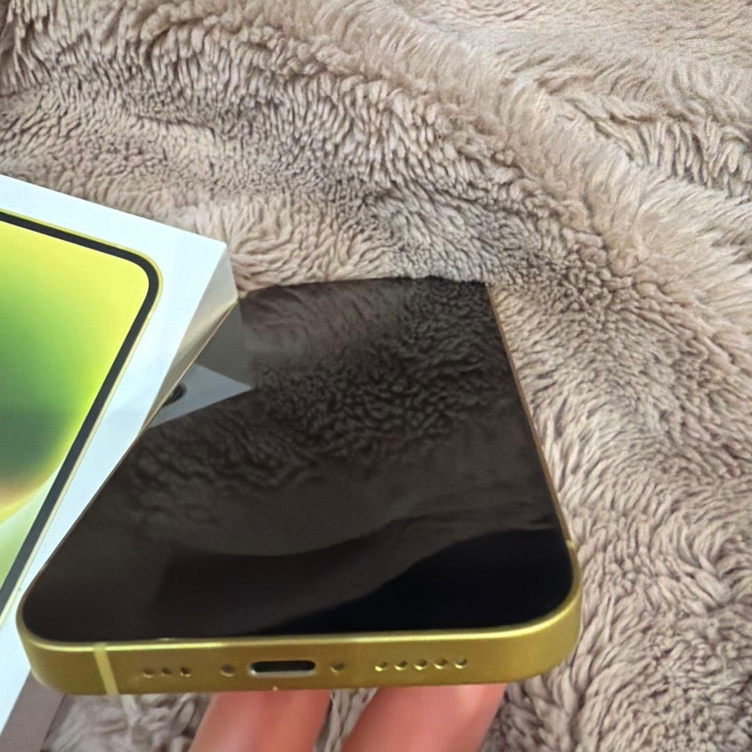 iPhone14 256GB 本体 リアカメラ故障 ジャンク品 - メルカリ