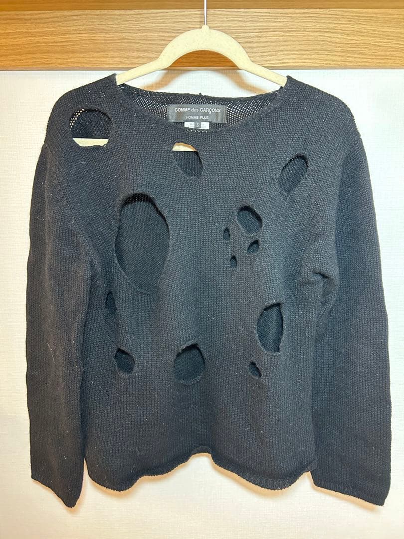 COMME des GARCONS HOMME PLUS ニット穴あき14AW - メルカリ