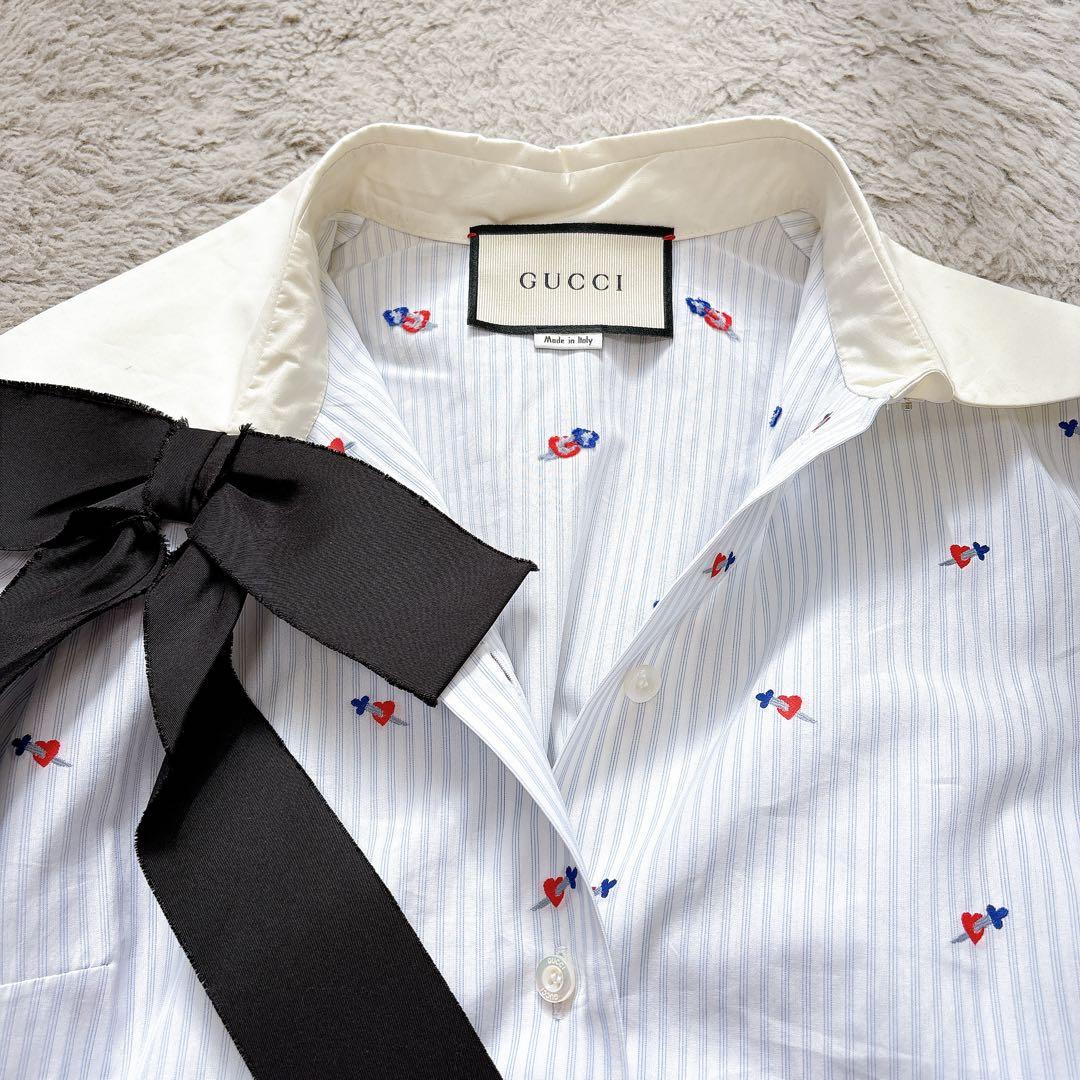 美品✨GUCCI ハート刺繍 リボン ブラウス シャツ ロゴボタン