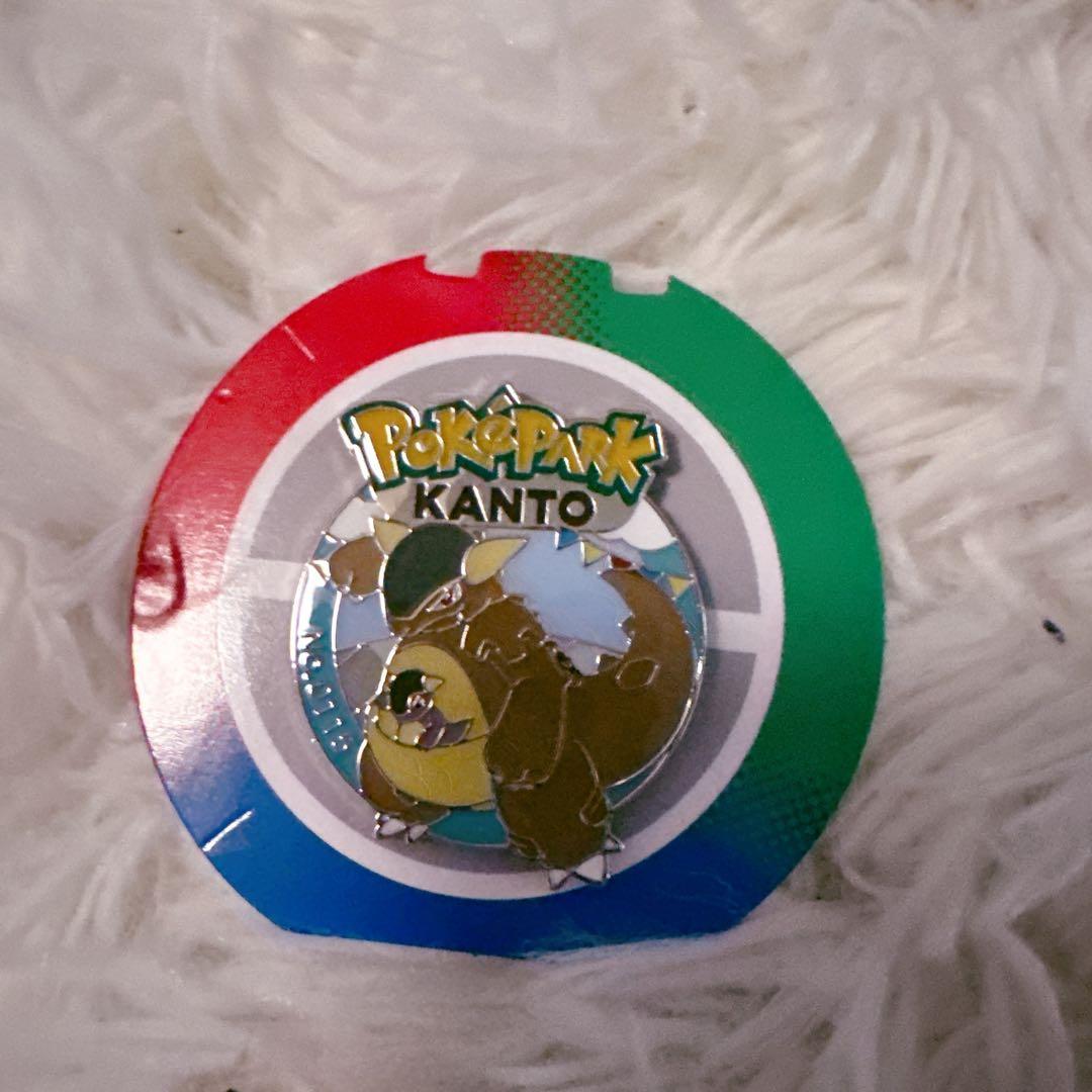ポケパークカントー ピンバッジ ポケモン ピンズ ガルーラ - メルカリ