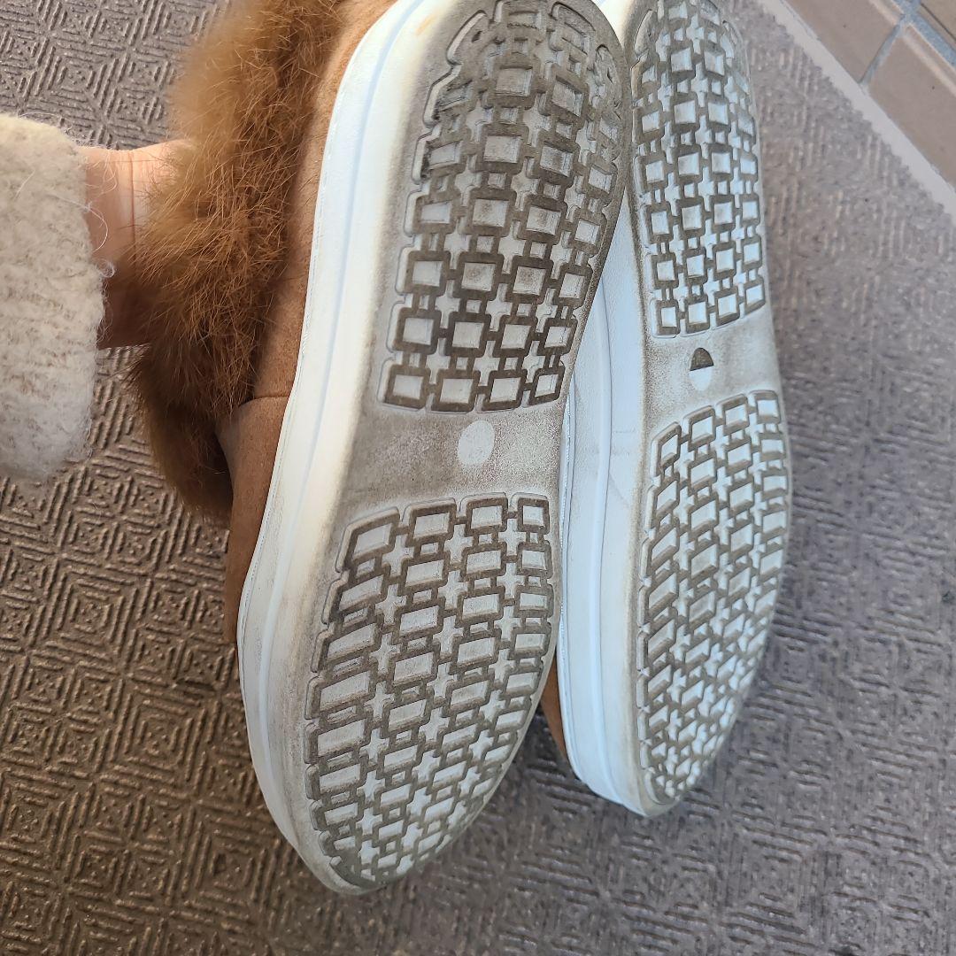UGG ブラウン ムートンファースリッポン - メルカリ