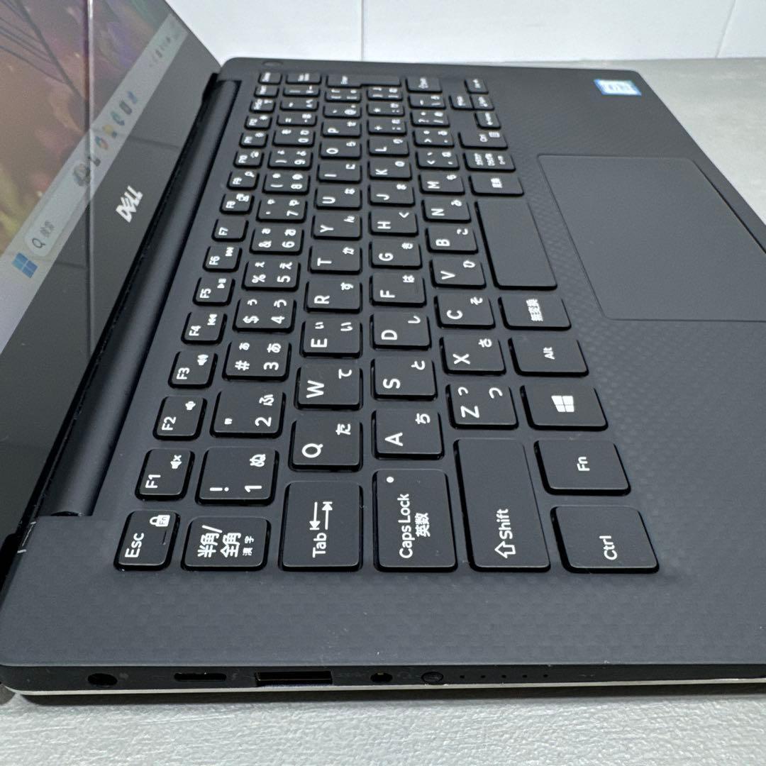 高性能】DELLXPS13☘️corei7☘️NVMe512GBメモリ16GB
