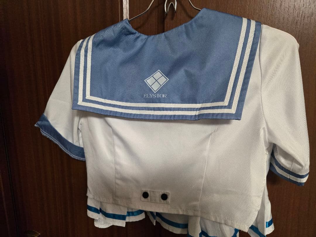 NIKKE ネオン コスプレ衣装+武器(難アリ)