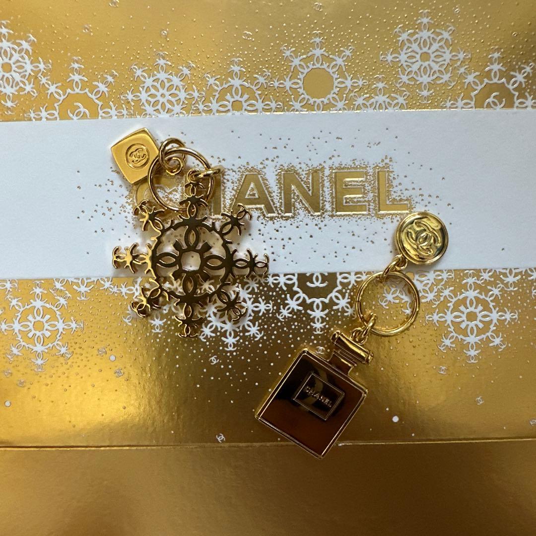 CHANEL 2024 クリスマス コフレ チャーム セット ホリデー 限定 - メルカリ