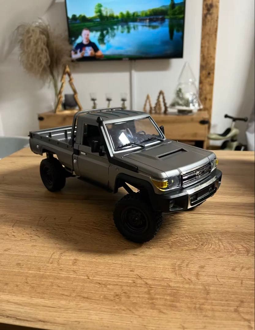 ZWN 1:12 フルスケール RC カー MN82 pro - メルカリ