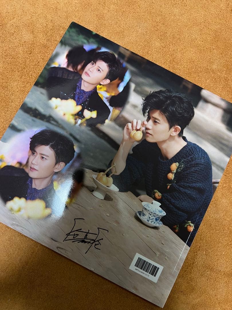 2023(一)アレン・レン（任嘉倫）個人写真集 正方形32p ALLEN写真集