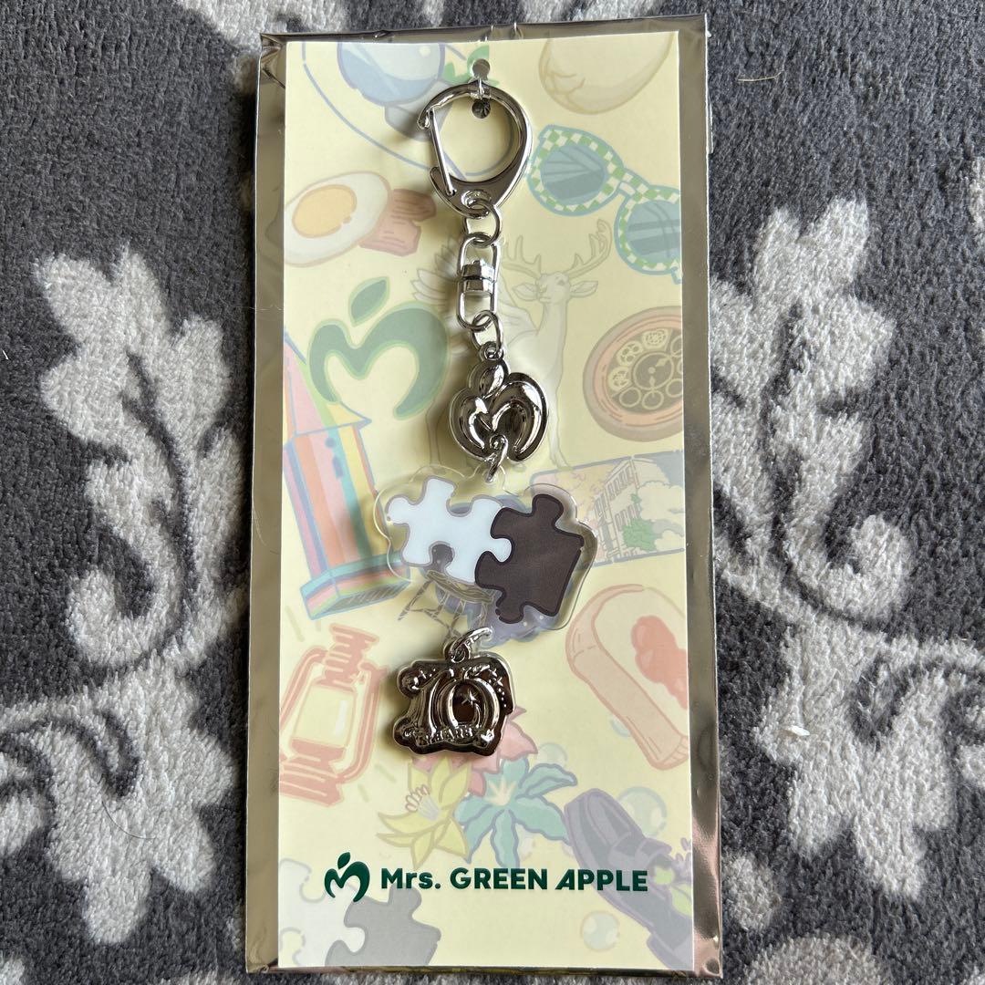 ミセス ポップアップ ランダム チャーム キーホルダー 天国 - メルカリ
