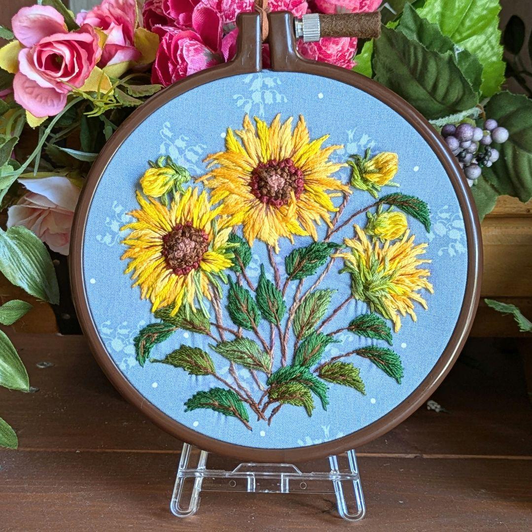 №260 ひまわり 手刺繍フレーム 刺繍フレーム ハンドメイド - メルカリ