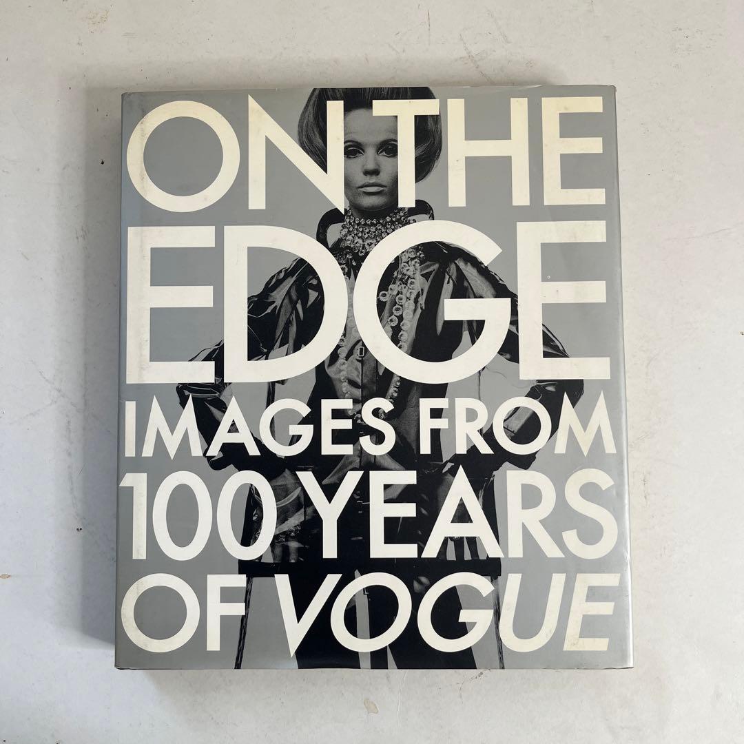 USヴォーグ100年の歴史 ヴォーグ・ファッション100年史 (P-Vine Books) | リンダ・ワトソン