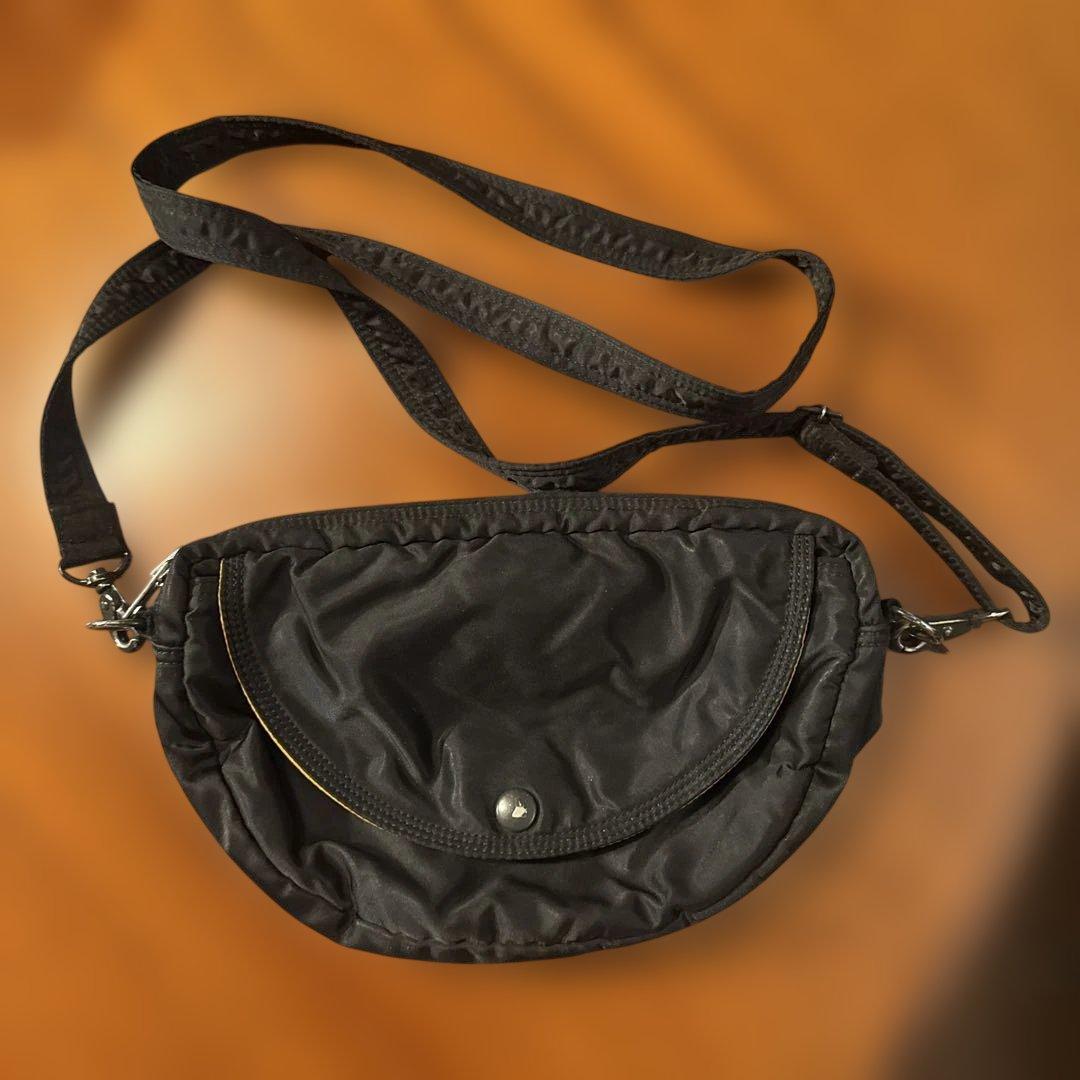 廃盤】ポーター タンカー ショルダーバッグ ハーフムーン ナイロン 黒