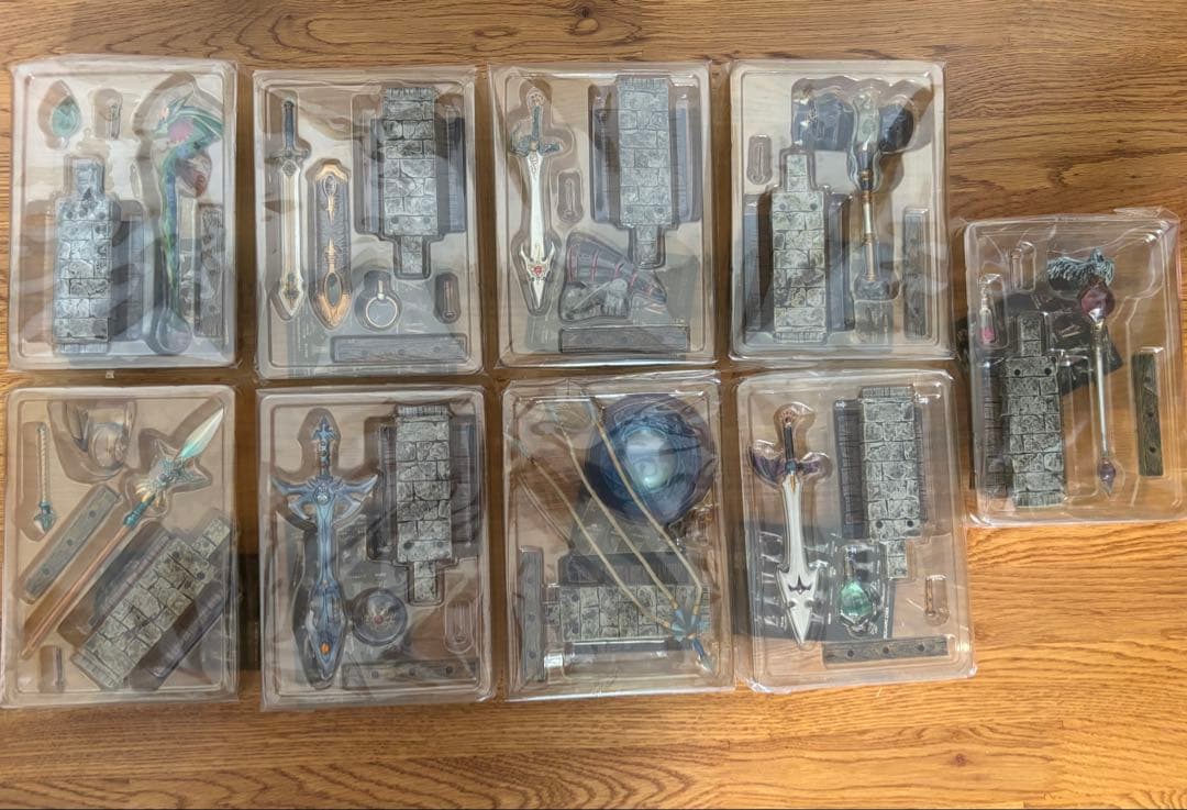 ドラゴンクエスト　天空の装備編 Amazon.co.jp: ドラゴンクエスト 伝説の鎧 ~天空の装備編~ : ホビー