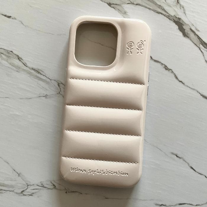 UrbanSophistication オートミルク iPhone16Pro - メルカリ