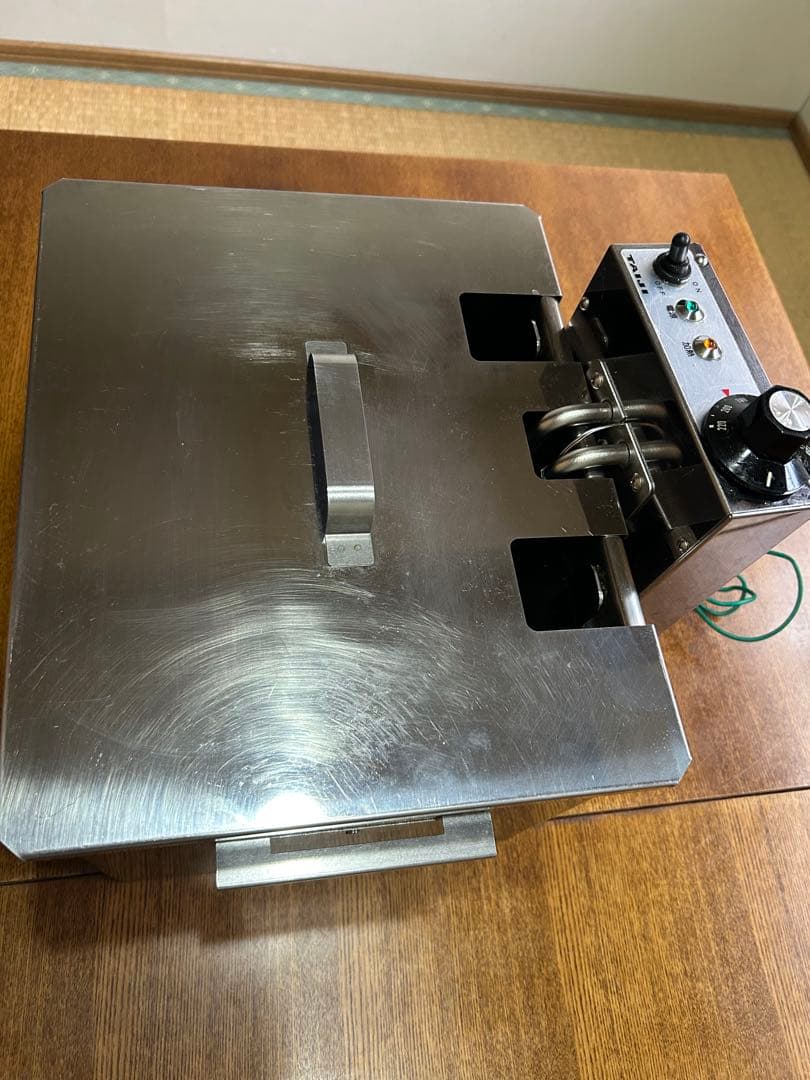タイジ　電気フライヤー　TF-40A 2バスケット タイジ 電気フライヤー TF-40A 2バスケット タイジ卓上電気フライヤー