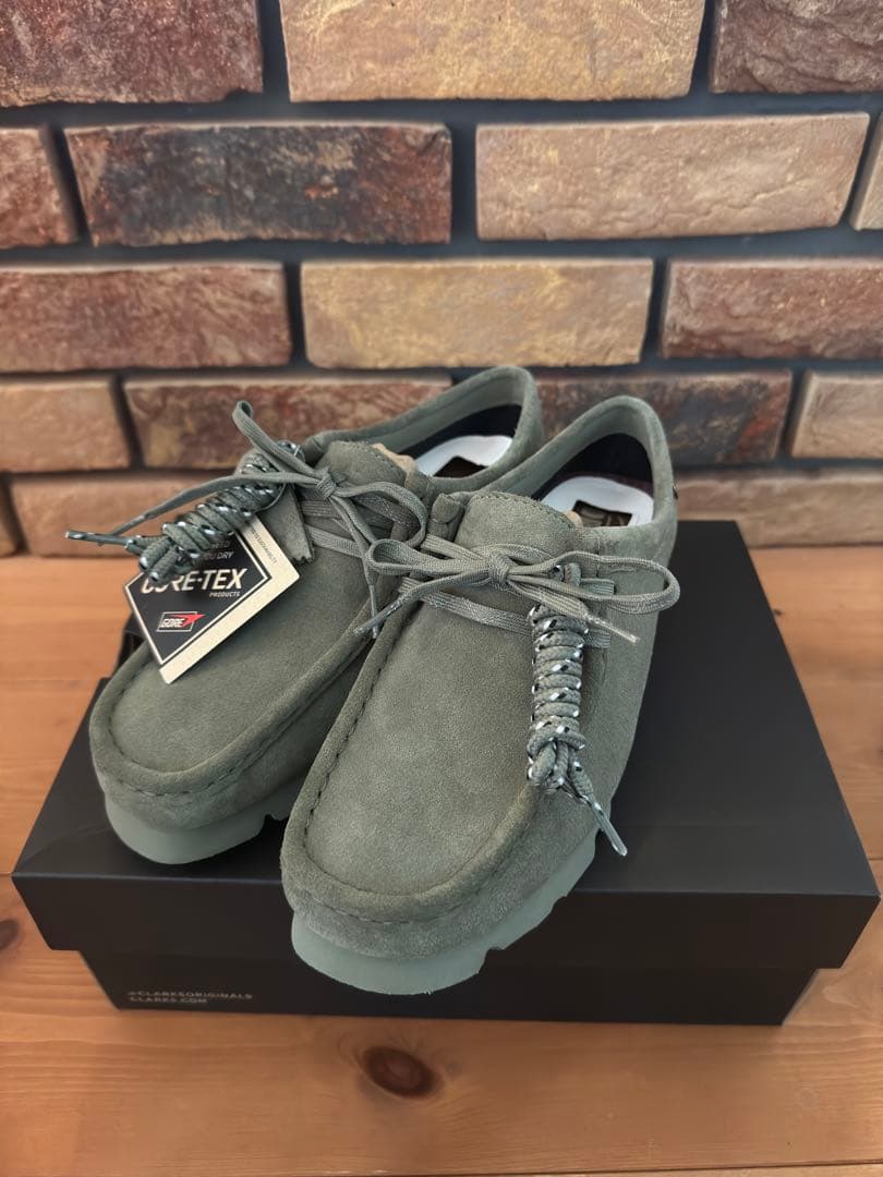 靴 W WALLABEE GTX 5H 24.5cm