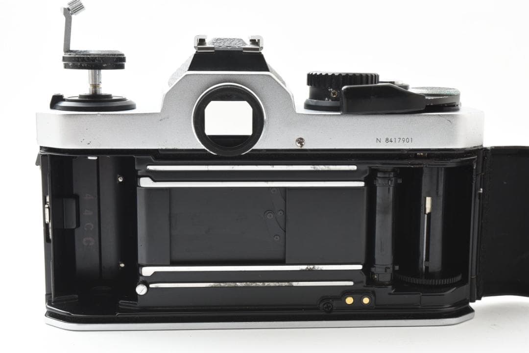 超美品 ニコン New FM2 シルバー フィルム モルト新品交換済 B505