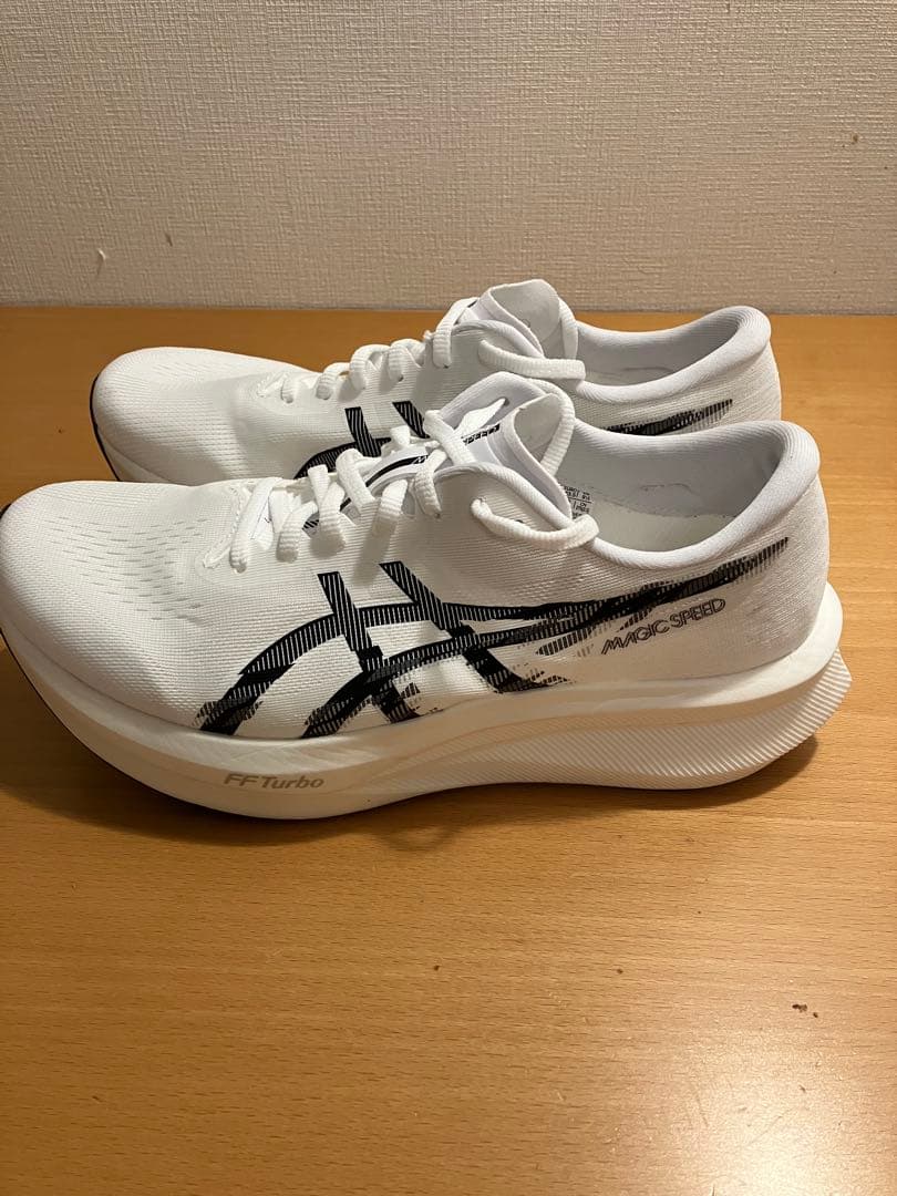 ASICS MAGIC SPEED 4 ホワイト/ブラック 27.5cm