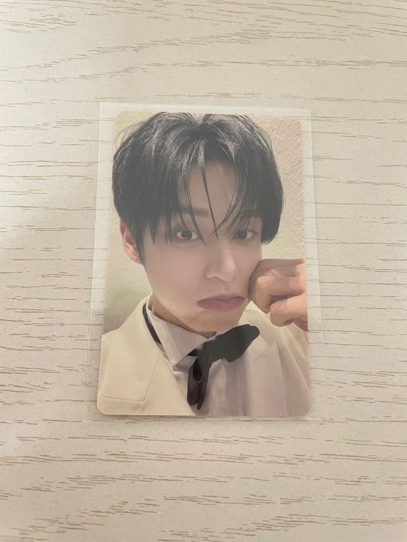 ZEROBASEONE ジウン タワレコ ラキドロ トレカ REFLOW - メルカリ