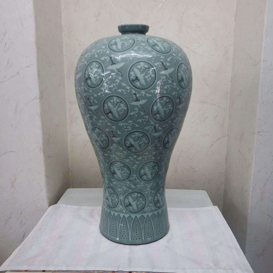 Ｂフライデー蔵出し特価　青磁 鶴模様 陶器 花瓶　作家物海剛作桐箱あり48cm Bフライデー蔵出し特価 青磁 鶴模様 陶器 花瓶 作家物海剛作桐箱あり