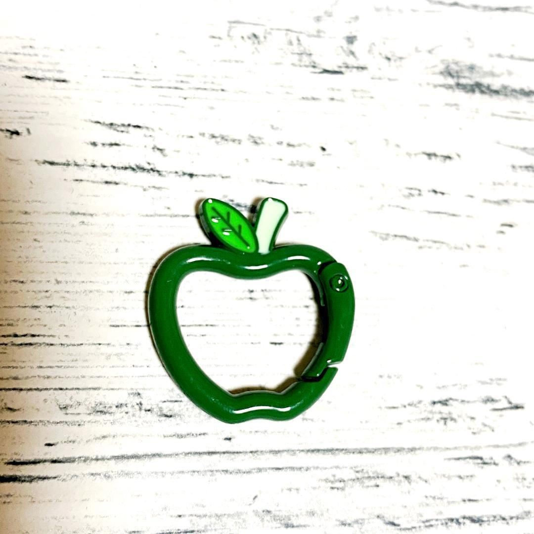 Mrs. GREEN APPLE 青リンゴ カラビナ キーホルダー 2個セット - メルカリ