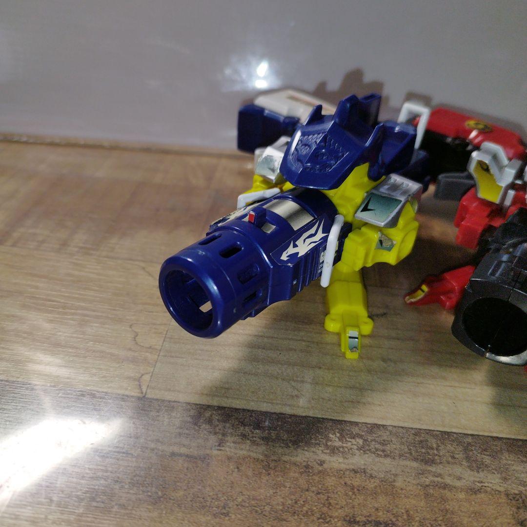 クラッシュビーダマン 3体セット まとめ売り ビーダマン - メルカリ