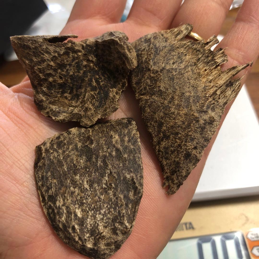 伽羅 香木、ベトナム産高品質沈香伽羅3.5g香道聞香用六国五味 香木