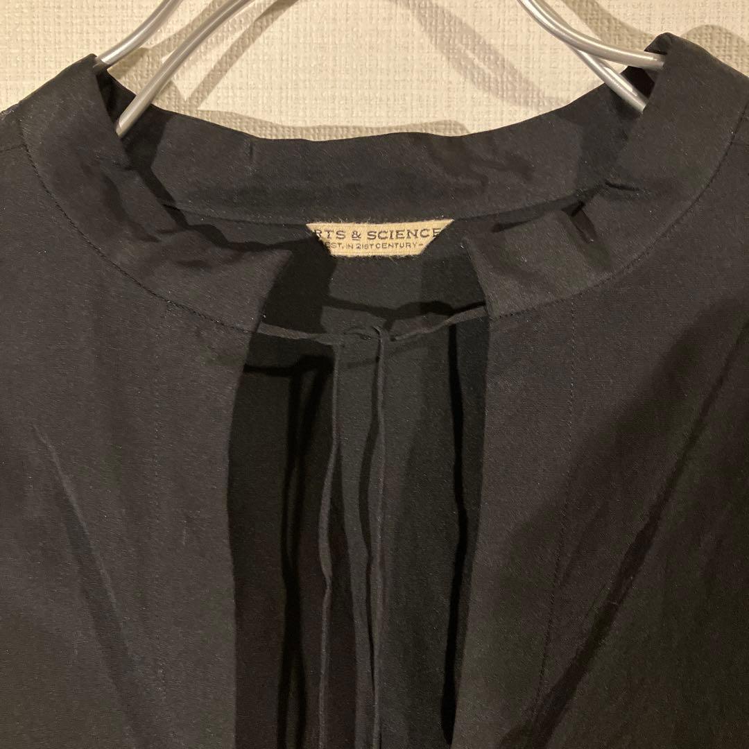 ARTS&SCIENCE シルクブラウス - メルカリ