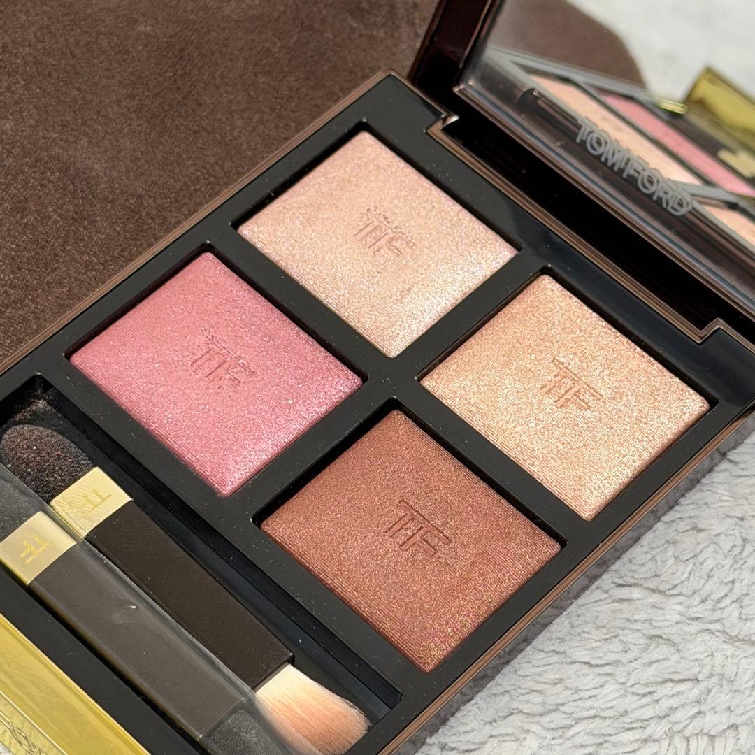 最終値下げ】トムフォード アイカラークォード 42A ヘイズィ